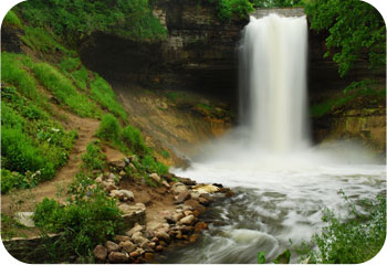 Minnehaha falls spring