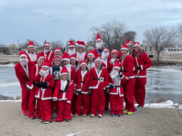 The Sunday Best (12/26/2021) 6 santa run