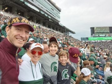 The Sunday Best (09/25/2022) 8 Gophers Dominate the Spartans