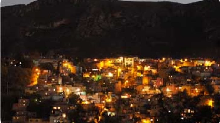 villa at night